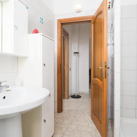 בית נופש Porto Trilocale San Giovanni (Nuoro)